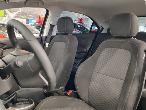 Imagem 11 de 20 de Chevrolet Onix 1.4 Mpfi Lt 8v 2018