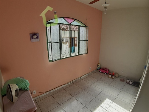 Imagem 8 de 13 de Venda - Casa Duplex 2 Quartos No Bairro Bandeirantes