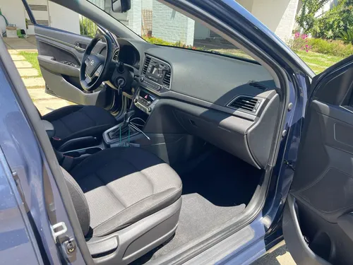Hyundai Elantra 2017