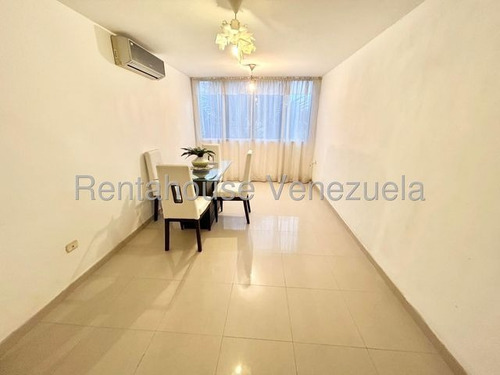 Ana Karina Molleja Vende Hermoso Apartamento En Club Hipico Las Trinitarias Barquisimeto, Lara /akm