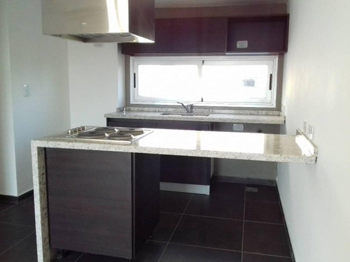 Departamento En Venta En Castelar Sur