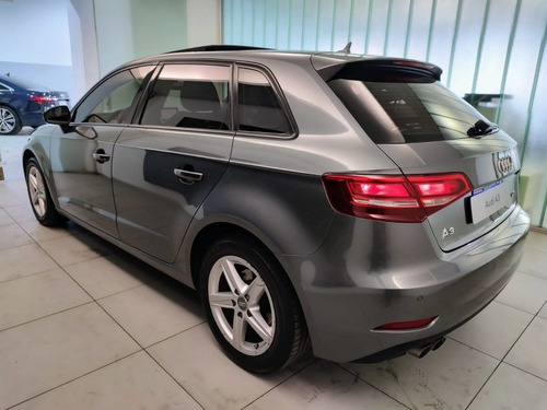 Imagen 18 de 25 de Audi A3 Sportback 2018 Sedan 2017 2019 2020 Usado A1 Q2 A318