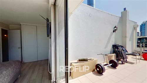 Departamento En Venta De 2 Dorm. En Las Condes
