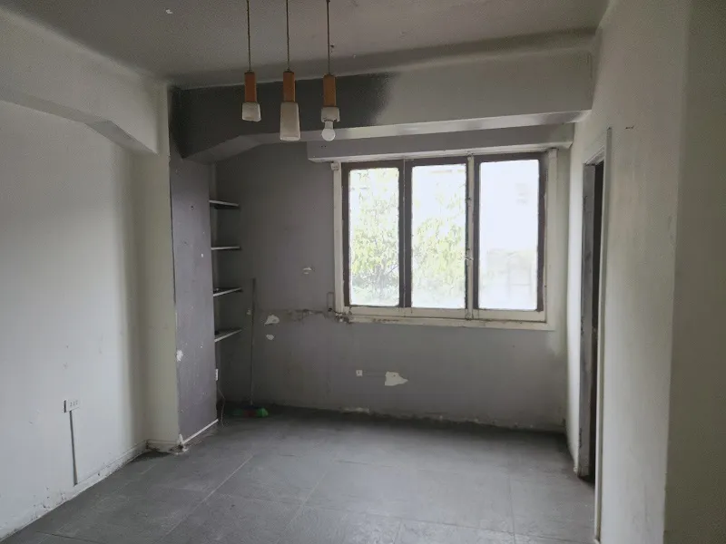 Imagen 1 de 9 de Oportunidad De Inversión En Barrio Comercial De Santiago