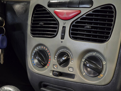 Fiat Strada Fire
