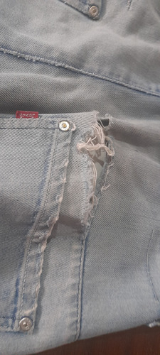Pantalon Jean Efecto Roto T 42 (Usado)