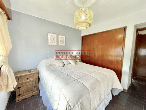 Imagen 10 de 25 de Apartamento En Venta A Una Cuadra Del Mar, Reciclado Y Con Parrillero Propio