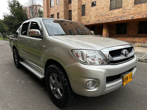 Toyota Hilux 2.7 Imv