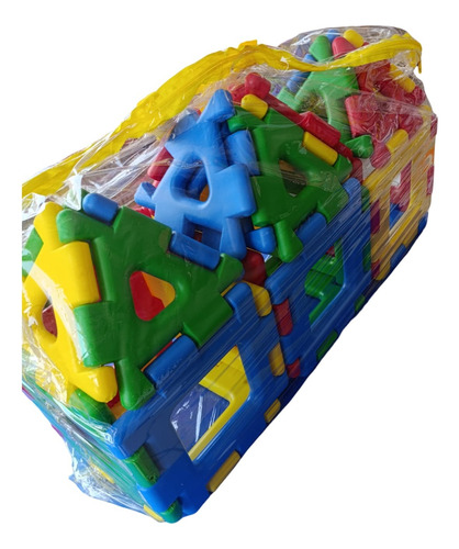Juego De Ensamble Triangulos Y Cuadros Psicomotores 30