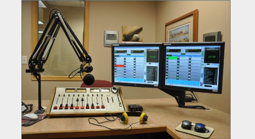 Imagem 3 de 3 de Software Para Emissoras De Rádio E Djs - Ebrcart2