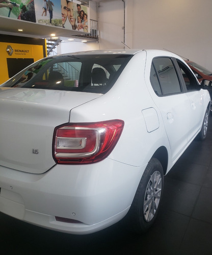 Logan Life 1.6 Zen Anticipo De $927.000 Y Cuotas Fijas Jl