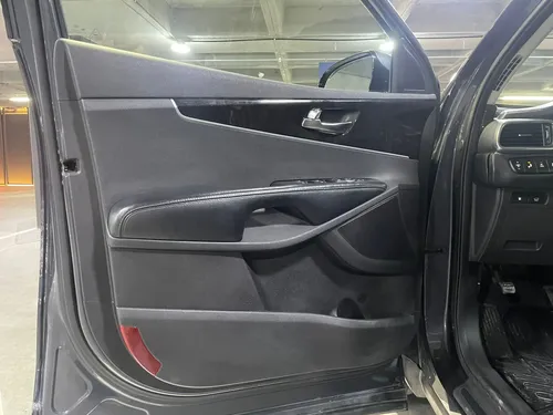 Kia Sorento 3.3 V6 EX Piel 7 Pasajeros At