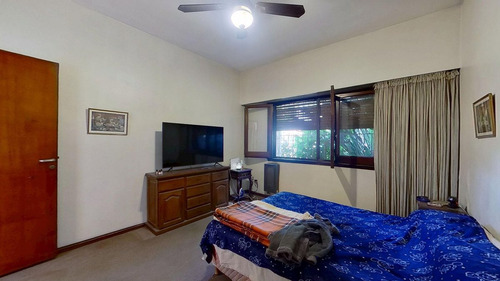 Hermosa Casa Venta Hurlingham C/jardín Aptacrédito