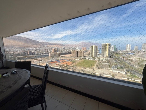 Departamento En Venta De 3 Dorm. En Iquique