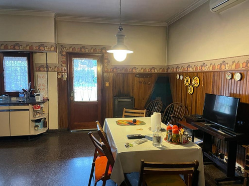 Casa Excelente Ubicacion Y Lote De 500 M2. Lomas San Isidro