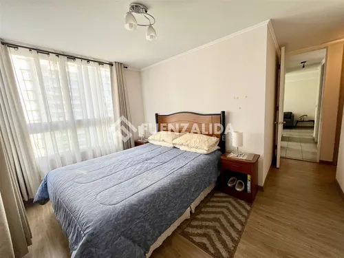 Departamento En Venta De 3 Dorm 2 Bañ 1 E 1 B. Metro Lo Vial