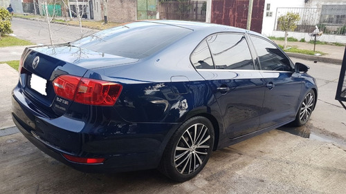 Volkswagen Vento Sportline 2.0 Tsi