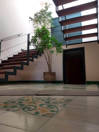 Tamboré 01 | Casa Estilo Toscana | 3 Suítes | Sauna | Piscina | Linda Vista Para O Condomínio | Rua Sem Saída - Cnc1129