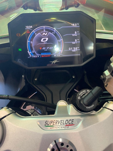 Imagen 24 de 24 de Mv Agusta Superveloce 800