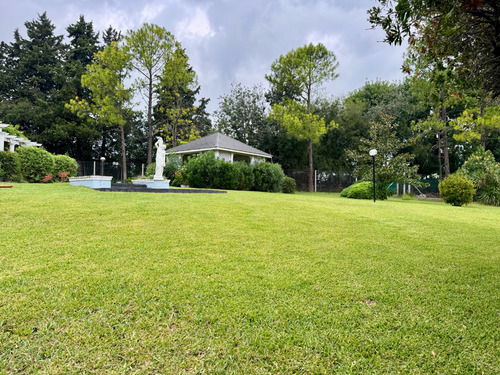 Venta De Terreno En Country San Facundo, La Plata.