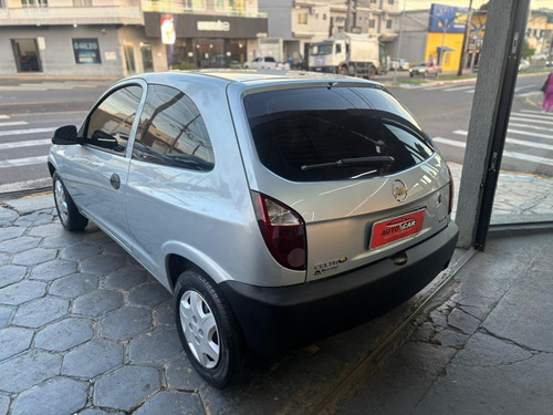 Chevrolet Celta Life/ LS 1.0 MPFI 8V FlexPower 3p