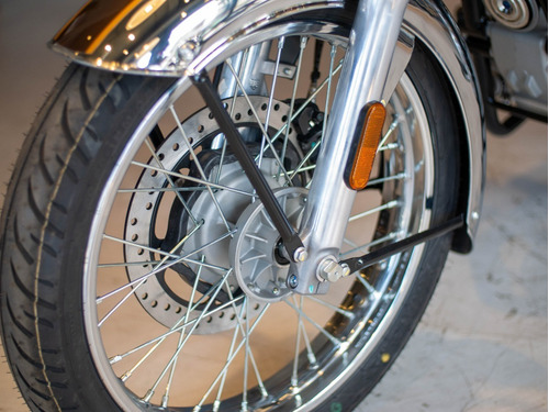 Imagen 6 de 25 de Royal Enfield Classic 350 Reserva