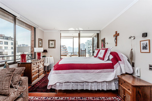 Departamento En Venta De 3 Dorm. En Las Condes