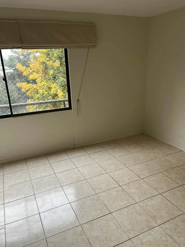 Departamento En Condominio Raúl Labbe