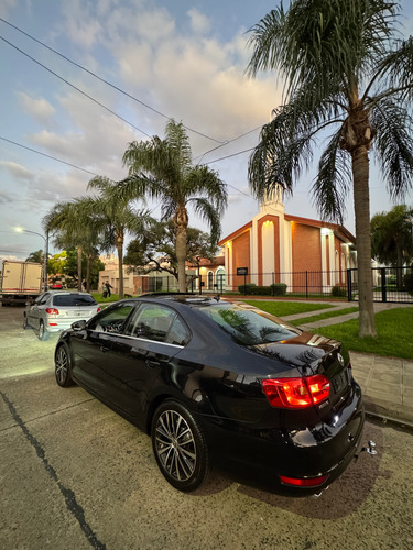 Volkswagen Vento 2.0 Sportline Tsi 200cv Bi-xenon Dsg