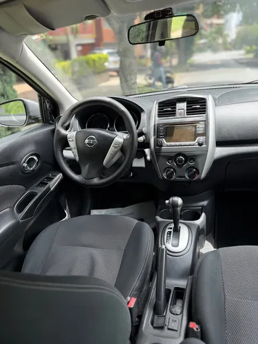Nissan Versa 1.6 Advance