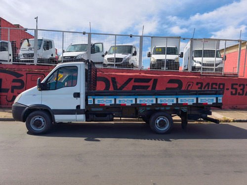 Iveco Daily 35s14 Ano 2013 Carroceria - Covelp Americana