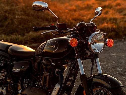 Imagen 6 de 23 de Benelli Imperiale 400