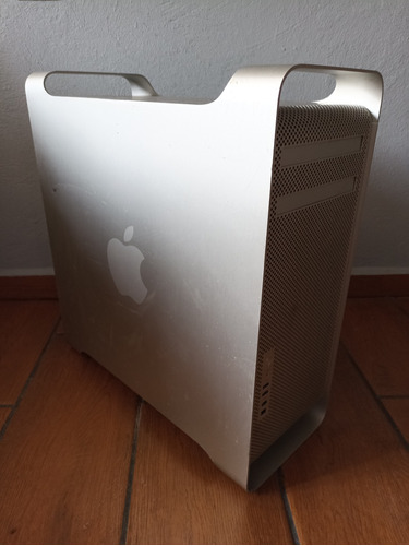 Mac Pro 3,1 Early 2008 Modelo A1186. Buenas Condiciones