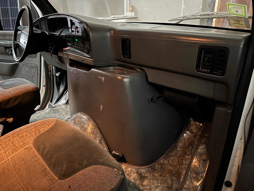 Imagen 18 de 18 de Ford Econoline 350