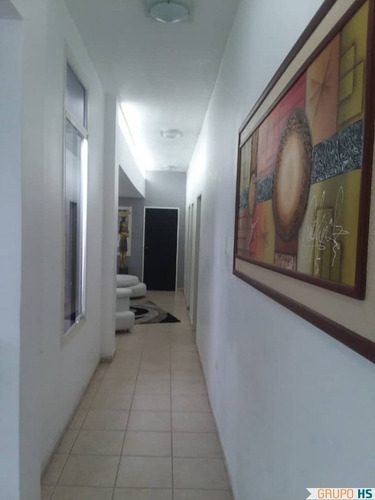 Imagen 17 de 30 de Quinta En El Limón, Calle Vargas Aragua
