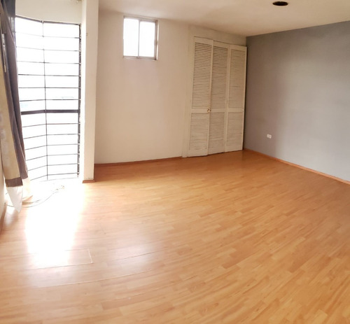 Imagen 5 de 12 de Venta De Departamento Cerca De Av. Nacional Y Las Torres
