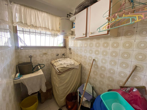 Apartamento En Venta Res. Conlunaca Centro De Charallave