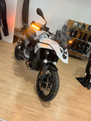 R 1300gs