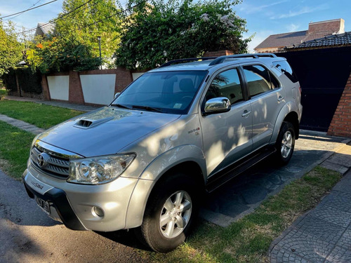 Toyota SW4 3.0 Srv Cuero I 171cv 4x4