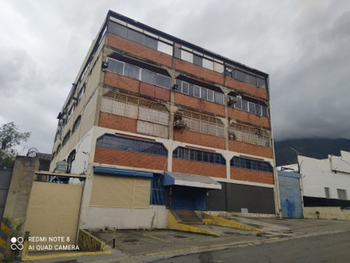 Vendo Planta Industrial 1968m2 Boleita Norte 3937 