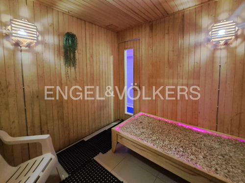 Venta De Spa Funcionando Más Depart: 294 M2 Const.