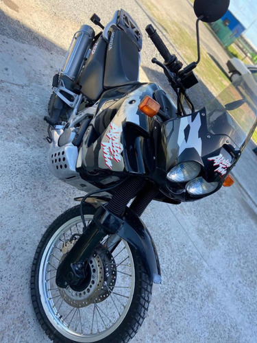 Honda Xrv750