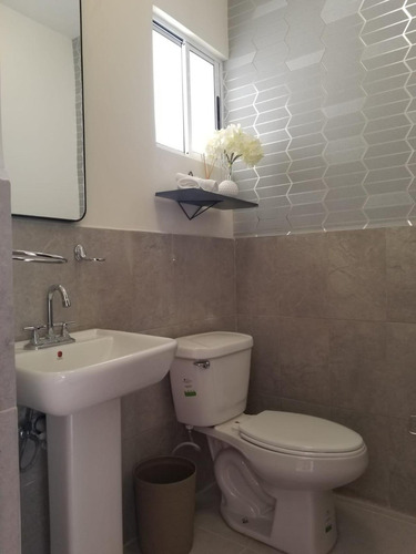 Casa Sola En Venta En Santorini, Saltillo, Coahuila