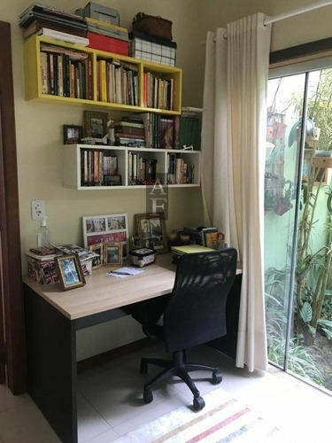 Imagem 18 de 24 de Casa Alto Padrão Para Venda Em Centro Garopaba-sc - Kv653