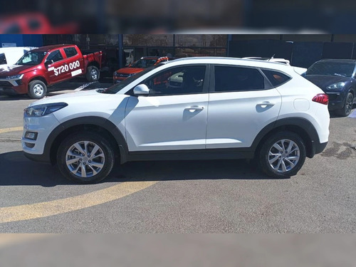 Hyundai Tucson 2.0 VALUE 4X2 FL MT 5P