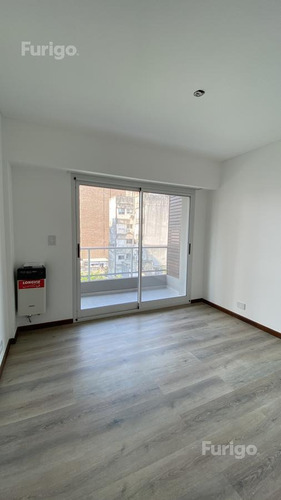 CÓDIGO XVIII | Av. Pellegrini 2632