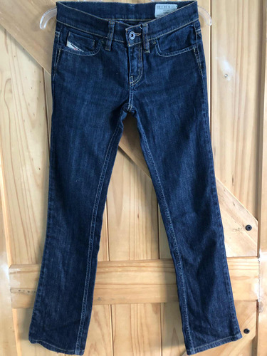 Pantalón Diesel 24x30 No Levis  7 For All Mankind  Guess 