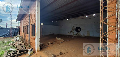 Imagen 9 de 18 de Se Vende Importante Propiedad Con Amplio Depósito - Posadas
