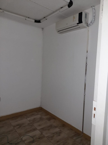 Imagem 4 de 9 de Sala - Sa00018 - 69663997