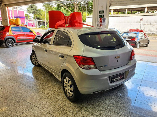 Imagem 9 de 9 de Chevrolet Onix 1.0 Mpfi Joy 8v Flex 4p Manual